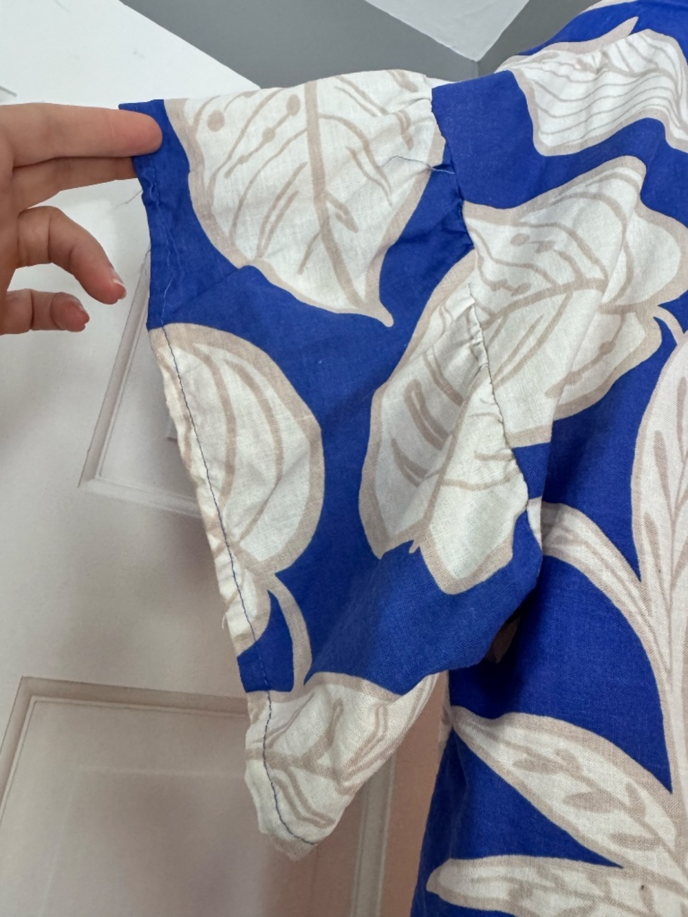 Rachel Zoe Flutter Sleeve blouse - Picture 3 of 6